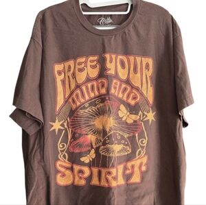 Cold Crush Free Your Mind And Spirit Boho Graphic T Shirt Sz XL in EUC